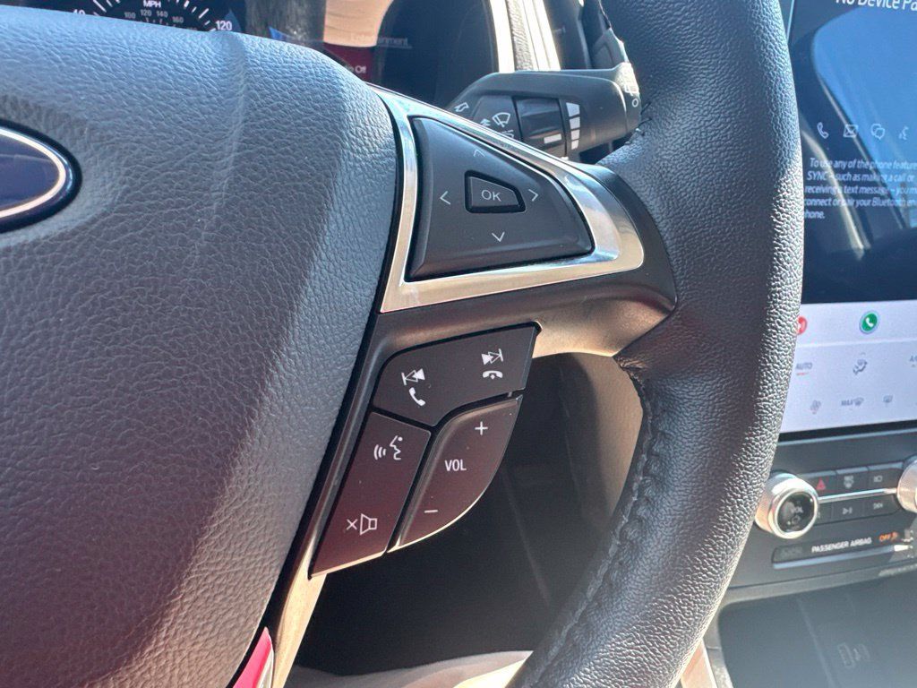 Certified 2024 Ford Edge SEL w/ Convenience Package AWD/4WD image 18