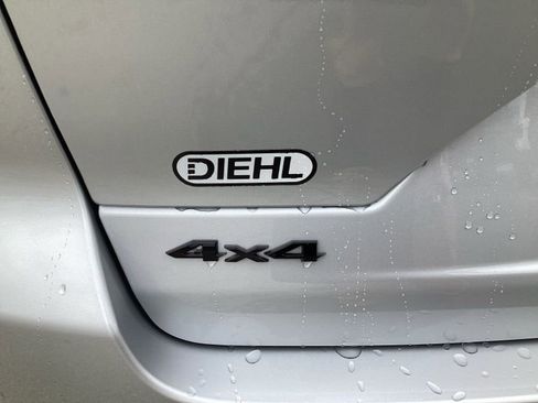 New 2025 Jeep Grand Cherokee Altitude image 14