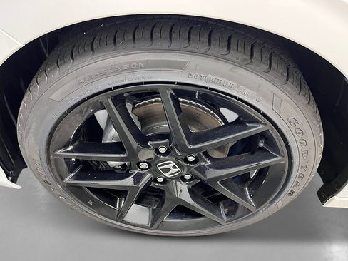 New 2026 Honda Civic Sport image 11