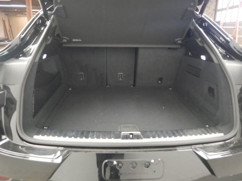 Certified 2026 Porsche Cayenne Coupe image 16