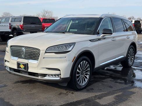 Used 2021 Lincoln Aviator Reserve image 4