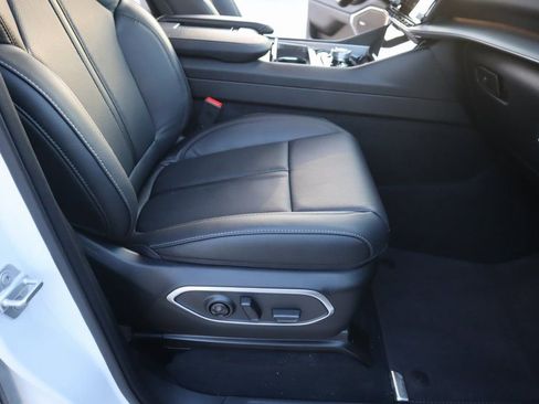 New 2026 Jeep Grand Wagoneer L Limited image 15