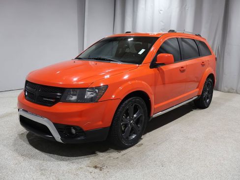Used 2018 Dodge Journey Crossroad w/ Nav & Sun Group image 5