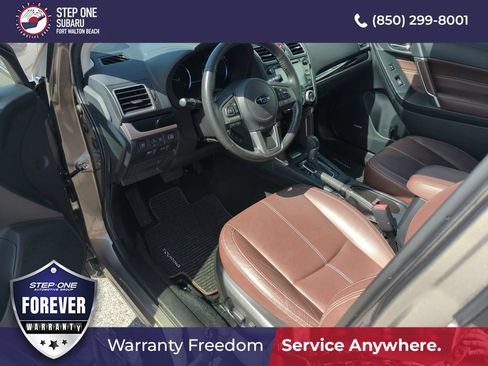 Used 2017 Subaru Forester 2.5i Touring AWD/4WD image 11