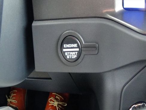 Used 2025 Ford Bronco Big Bend image 22