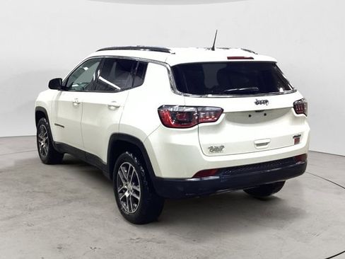 Used 2019 Jeep Compass Latitude w/ Cold Weather Group image 3