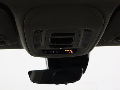 Used 2023 Buick Envision Avenir FWD image 25