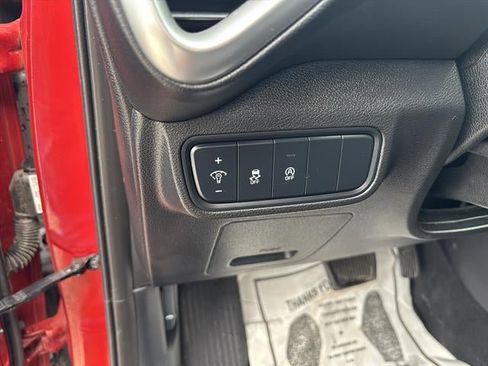 Used 2024 Kia Soul LX w/ Option Group 015 FWD image 19