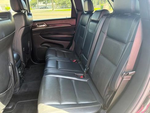 Used 2015 Jeep Grand Cherokee Overland AWD/4WD image 15