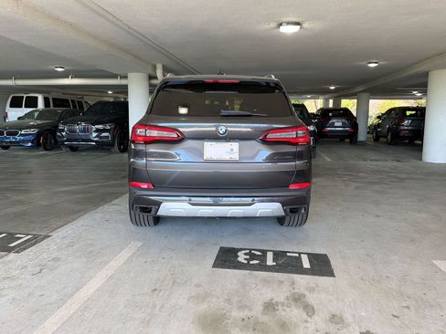 Used 2023 BMW X5 xDrive40i image 8