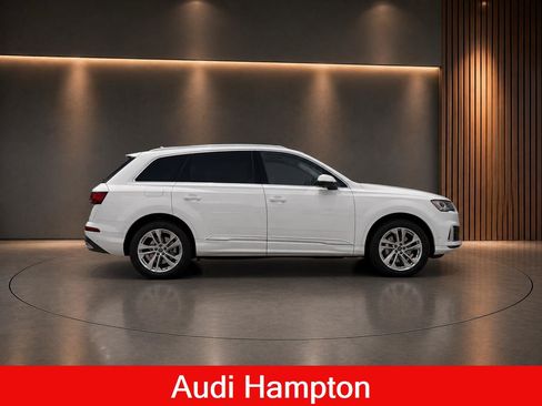 Used 2023 Audi Q7 3.0T Premium Plus w/ Premium Plus Package AWD/4WD image 6
