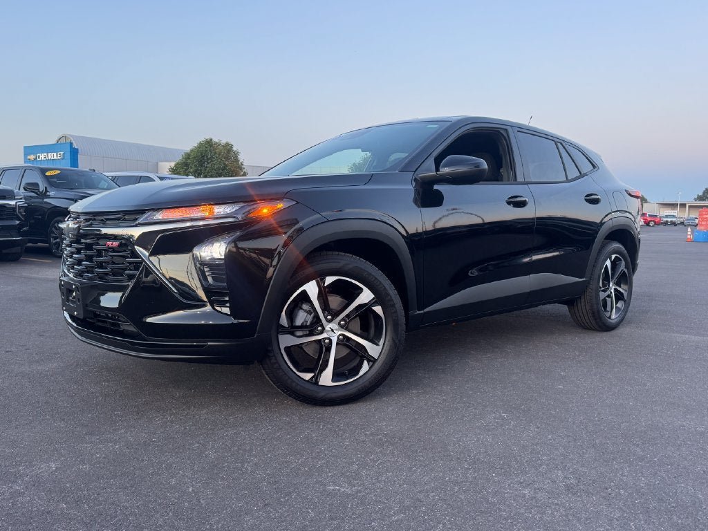 New 2026 Chevrolet Trax RS w/ Driver Confidence Package FWD image 1