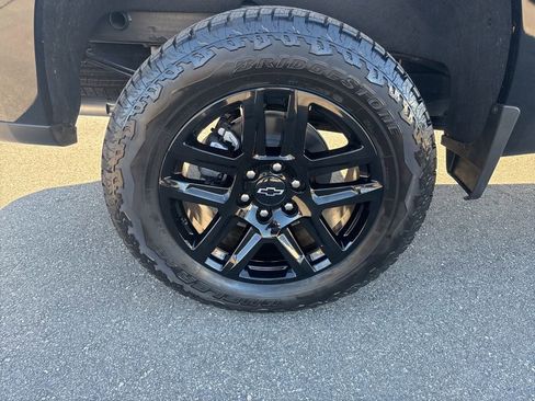 Used 2026 Chevrolet Silverado 1500 LT Trail Boss w/ Convenience Package II image 35