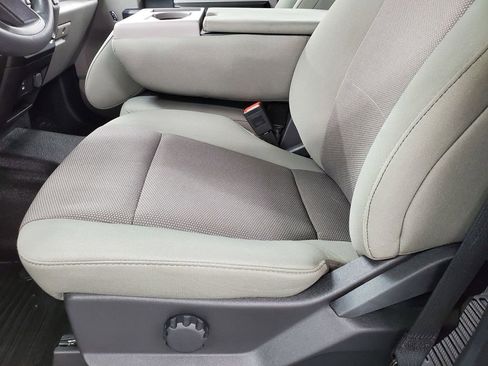 Used 2022 Ford F250 XL w/ STX Appearance Package image 15