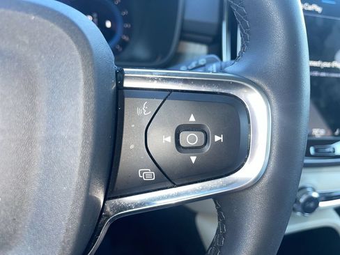 Used 2023 Volvo XC40 B5 Plus w/ Driver Assist Package AWD/4WD image 21