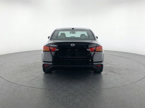 Used 2025 Nissan Altima 2.5 SV image 7