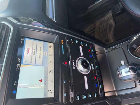 Used 2018 Ford Explorer Sport w/ Equipment Group 401A AWD/4WD image 9