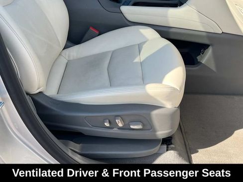 Used 2020 Cadillac XT6 Premium Luxury FWD image 34