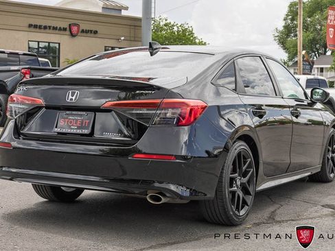 Used 2023 Honda Civic Sport image 16