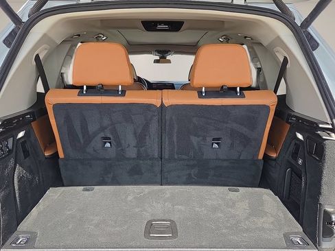 Used 2022 BMW X7 xDrive40i w/ Premium Package AWD/4WD image 9