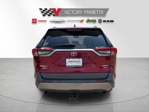 Used 2019 Toyota RAV4 Limited AWD/4WD image 4