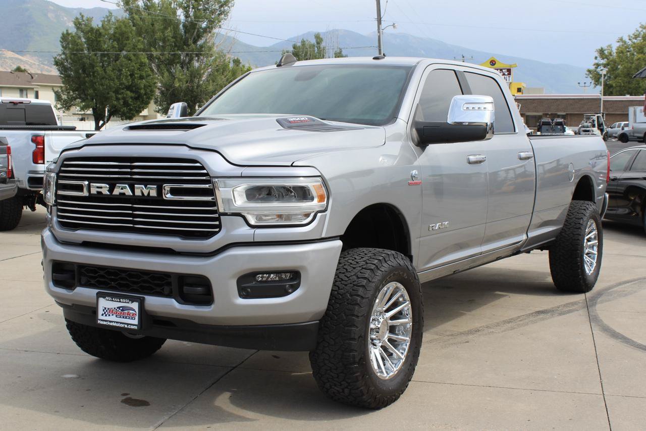 Used 2024 RAM 3500 Laramie w/ Sport Appearance Package AWD/4WD image 2