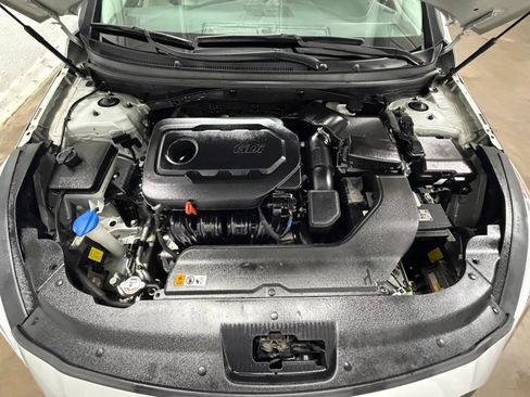 Used 2017 Hyundai Sonata Limited w/ Ultimate Package 04 FWD image 32