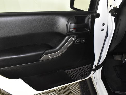 Used 2017 Jeep Wrangler Unlimited Sport w/ Quick Order Package 24S image 35