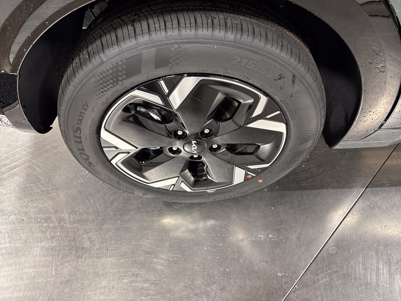 New 2026 Kia Niro Wind w/ Wind Preserve Package FWD image 13