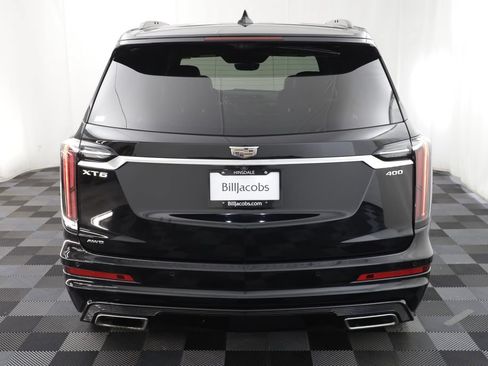 Used 2023 Cadillac XT6 Sport w/ Technology Package AWD/4WD image 18