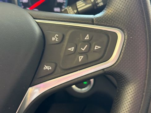 Used 2022 Chevrolet Equinox LT FWD image 35
