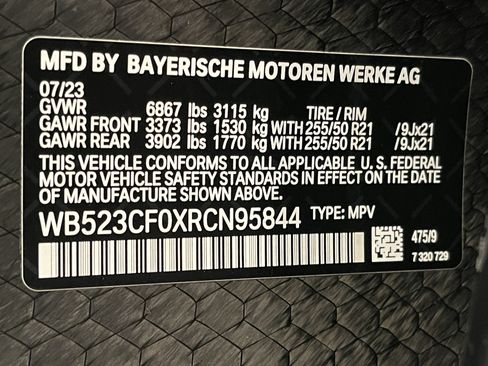 Used 2024 BMW iX xDrive50 w/ Sport Package AWD/4WD image 25