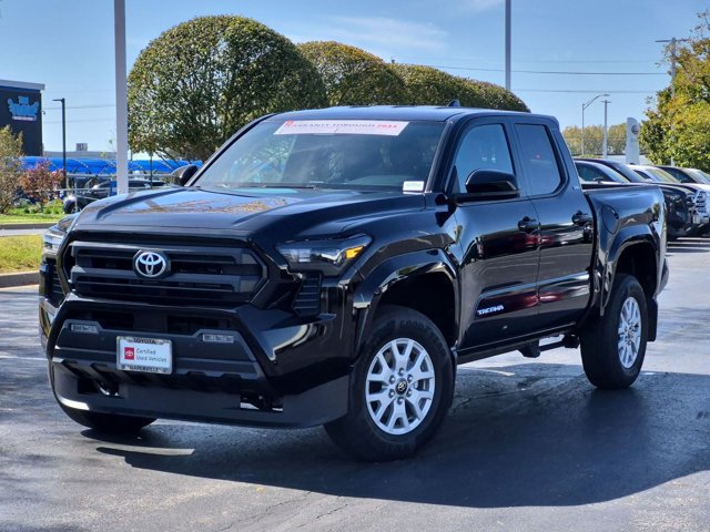 Used 2026 Toyota Tacoma SR5 AWD/4WD image 2