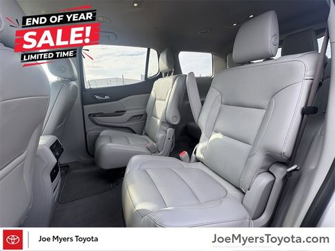 Used 2017 GMC Acadia SLT image 25