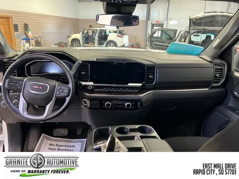 Used 2024 GMC Sierra 1500 Elevation w/ X31 Off-Road Package AWD/4WD image 21