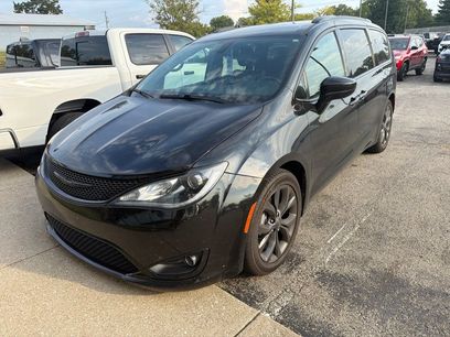 Used 2020 Chrysler Pacifica Touring-L