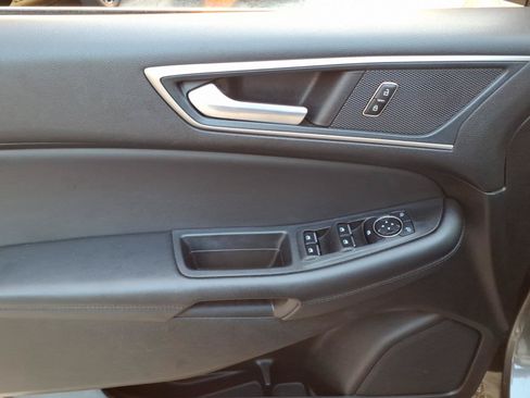 Certified 2024 Ford Edge SEL AWD/4WD image 9
