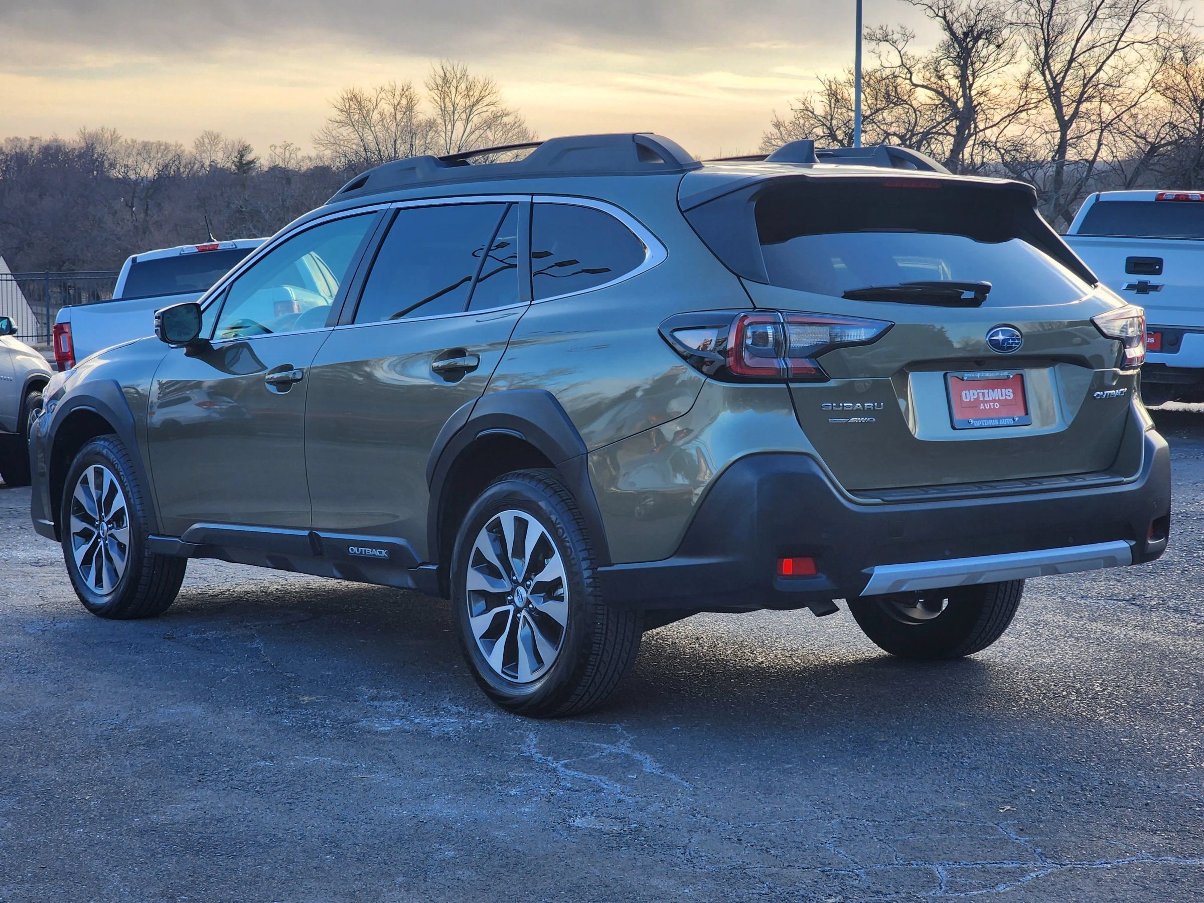 Used 2024 Subaru Outback Limited AWD/4WD image 5