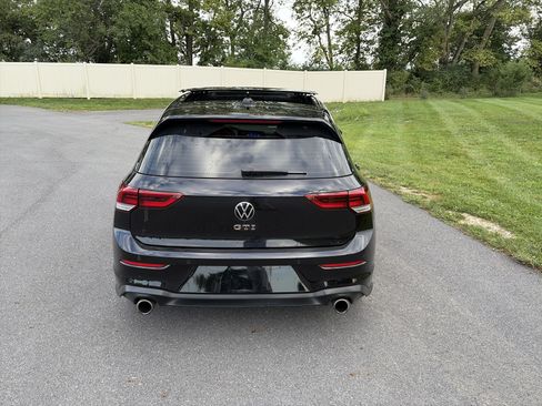 Used 2022 Volkswagen GTI SE FWD image 6