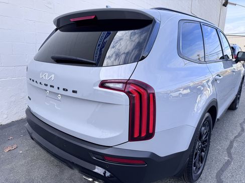 Used 2022 Kia Telluride SX image 9