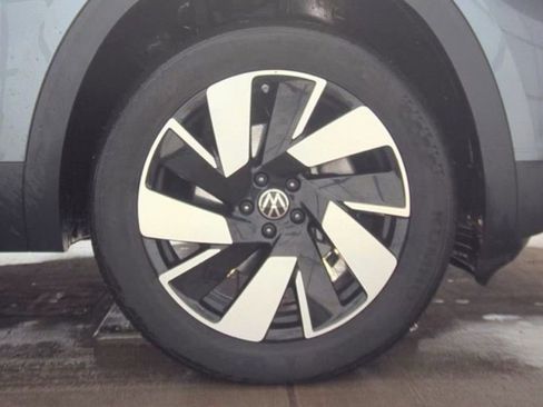 Used 2025 Volkswagen Atlas Cross Sport SE image 20