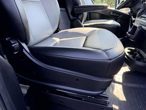 Used 2023 RAM ProMaster 2500 FWD image 8