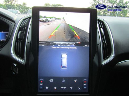 Certified 2024 Ford Edge Titanium AWD/4WD image 19