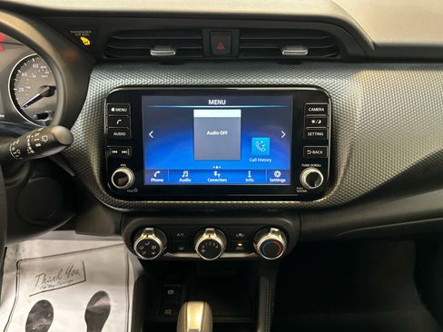 Certified 2023 Nissan Kicks SV FWD image 5