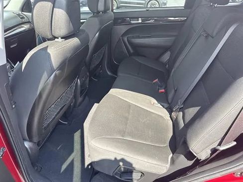 Used 2015 Kia Sorento LX AWD/4WD image 14