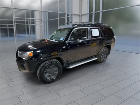 Used 2018 Toyota 4Runner SR5 image 7