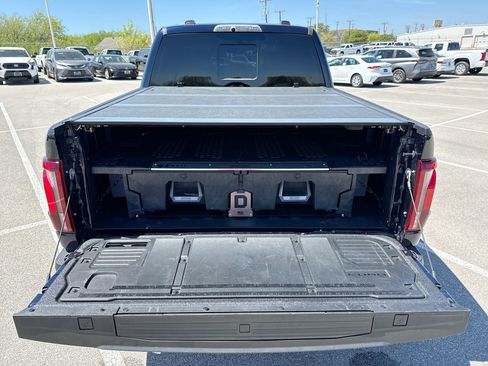 Used 2025 Ford F150 Raptor image 19