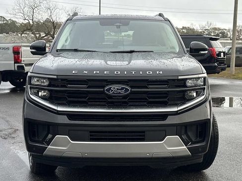 New 2026 Ford Expedition Max Platinum w/ Platinum Ultimate Package image 2