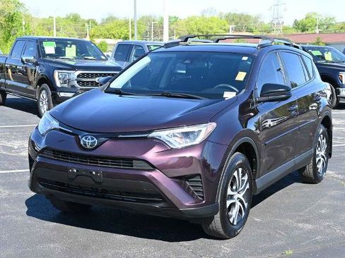 Used 2017 Toyota RAV4 LE w/ All Weather Liner Package AWD/4WD image 5