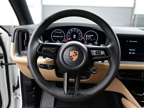 New 2026 Porsche Cayenne image 8
